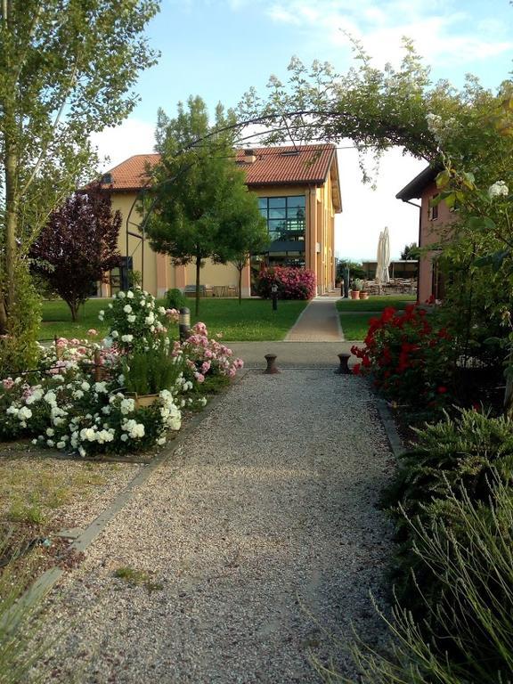 Il Bucchio Country Hotel San Giovanni in Persiceto Exterior photo